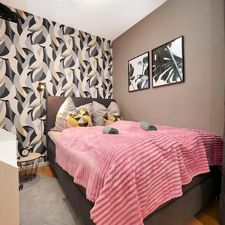 Blue Chili 33 - Modernes & Gemuetliches Business Am Airport Ber Apartment *